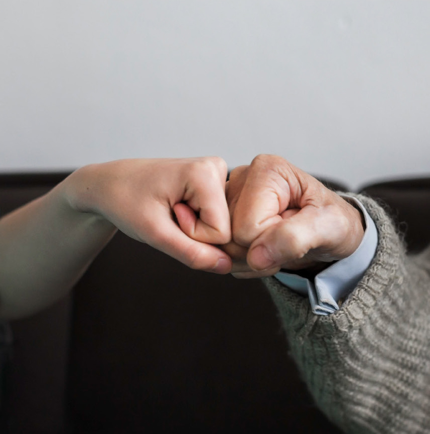 Gesto de animo y motivacion entre personal y residentes